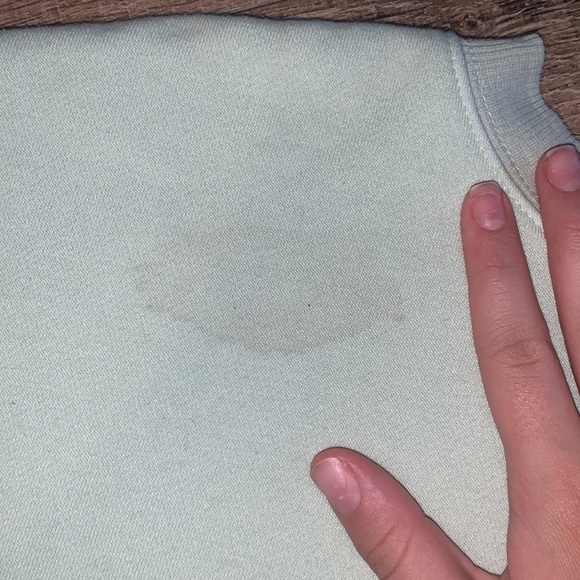 light green cropped sweatshirt - Picture 5 of 5